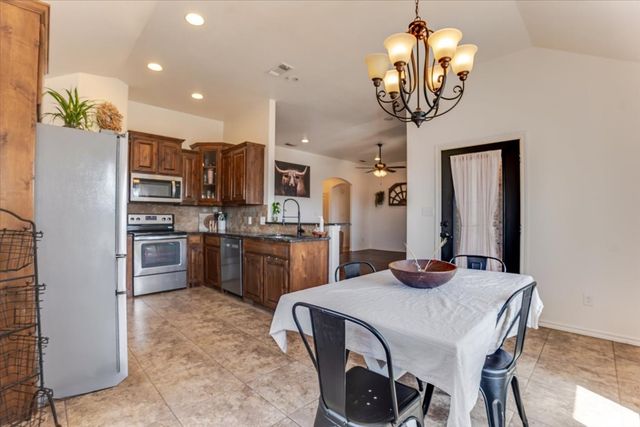 9120 Parkview Circle, Tolar, TX 76476