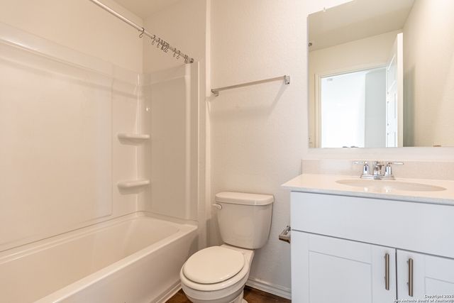 1229 Entrada De Real, Converse, TX 78109