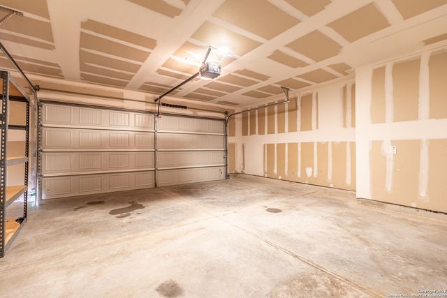 1229 Entrada De Real, Converse, TX 78109