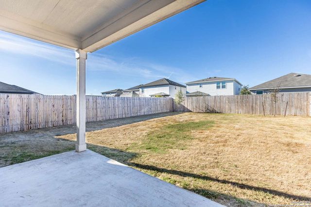 1229 Entrada De Real, Converse, TX 78109