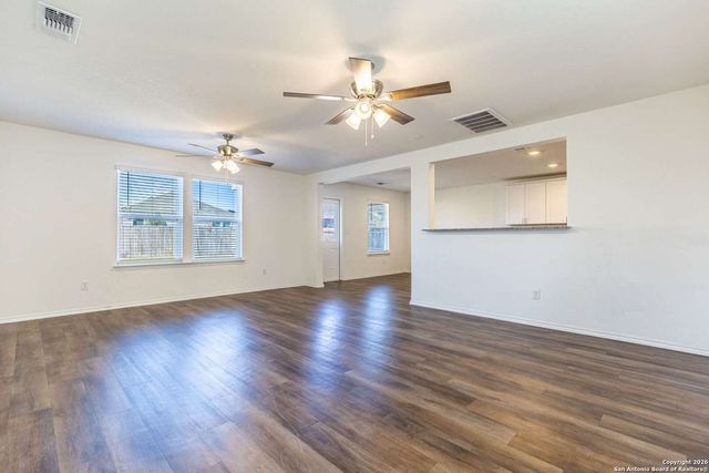 1229 Entrada De Real, Converse, TX 78109