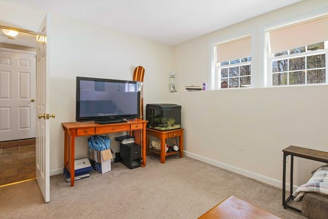 3 Torrey Ln, Holden, MA 01520