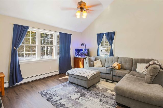 3 Torrey Ln, Holden, MA 01520