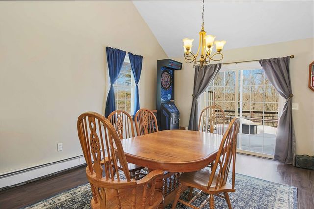 3 Torrey Ln, Holden, MA 01520