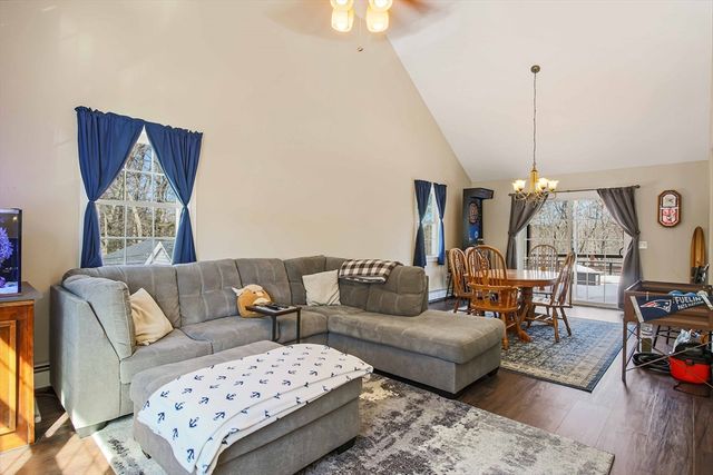 3 Torrey Ln, Holden, MA 01520