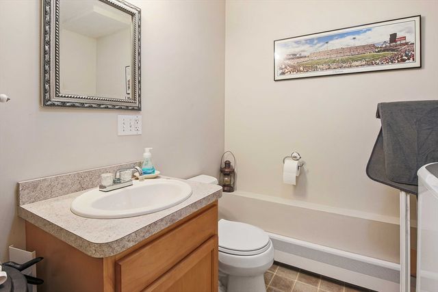 3 Torrey Ln, Holden, MA 01520