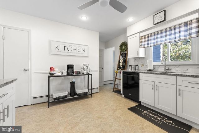 10 HOMESTEAD DR, Millville, NJ 08332