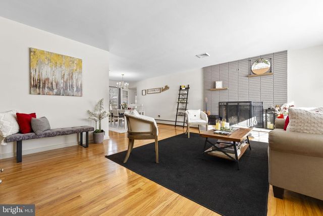 10 HOMESTEAD DR, Millville, NJ 08332