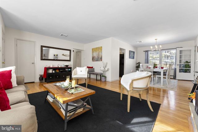 10 HOMESTEAD DR, Millville, NJ 08332