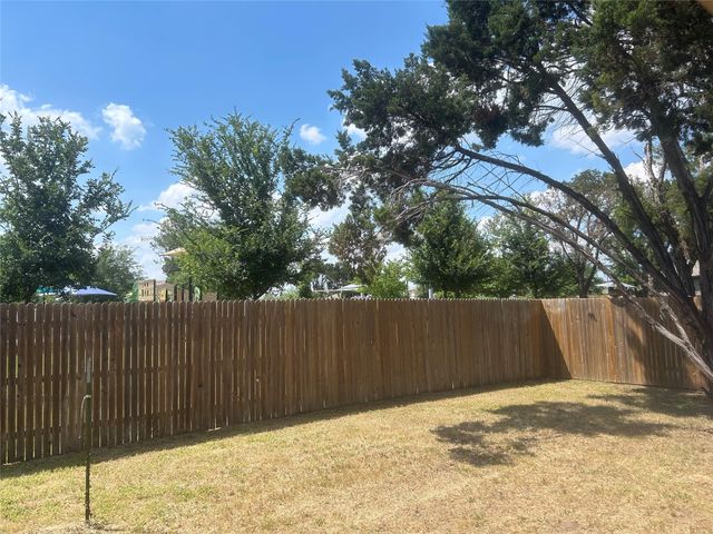 3501 Blazeby DR, Austin, TX 78754