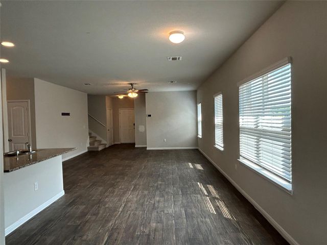 3501 Blazeby DR, Austin, TX 78754