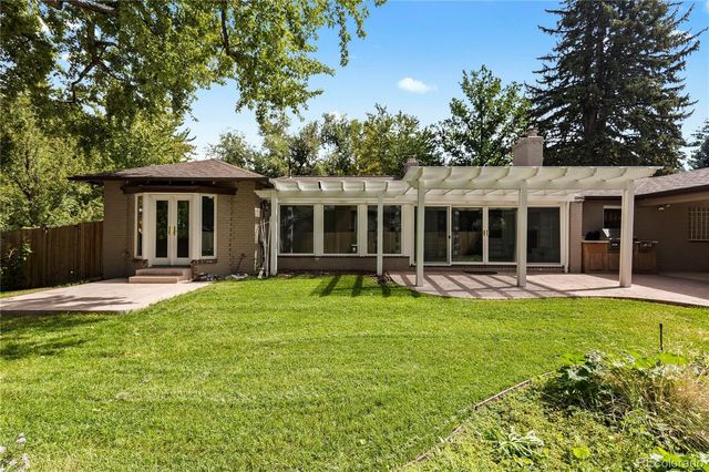 801 S Steele Street, Denver, CO 80209