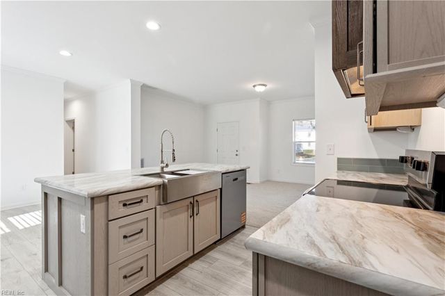 6606 Kimberly DR, Gloucester, VA 23061