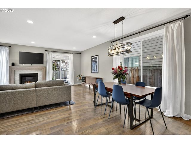 6920 Se LAMPHIER St, Milwaukie, OR 97222