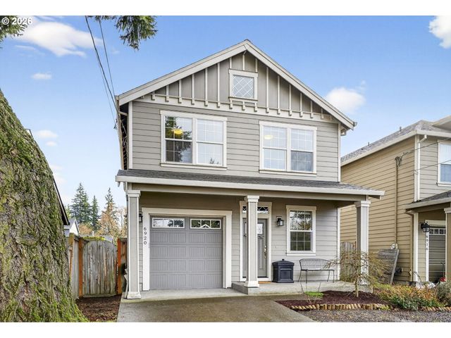 6920 Se LAMPHIER St, Milwaukie, OR 97222