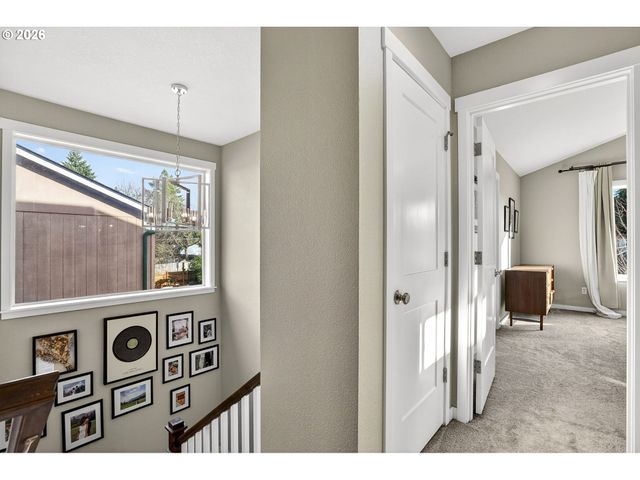 6920 Se LAMPHIER St, Milwaukie, OR 97222