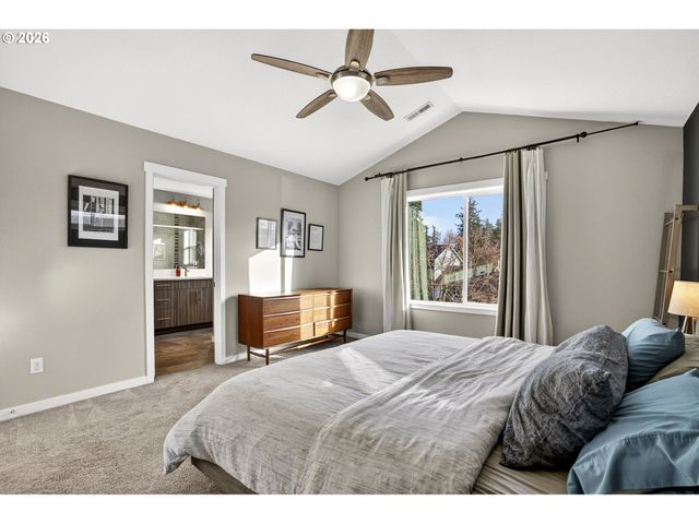 6920 Se LAMPHIER St, Milwaukie, OR 97222