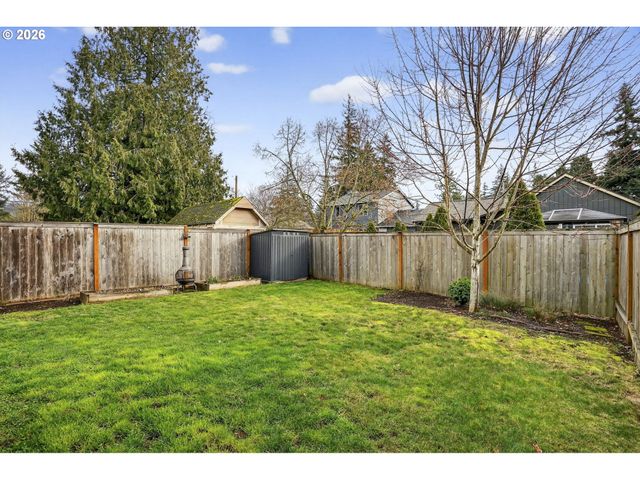 6920 Se LAMPHIER St, Milwaukie, OR 97222