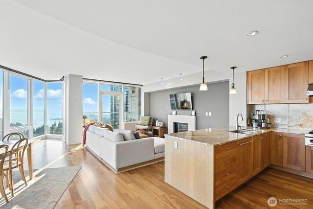 10700 NE 4th Street #3116, Bellevue, WA 98004