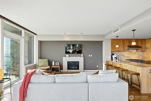 10700 NE 4th Street #3116, Bellevue, WA 98004