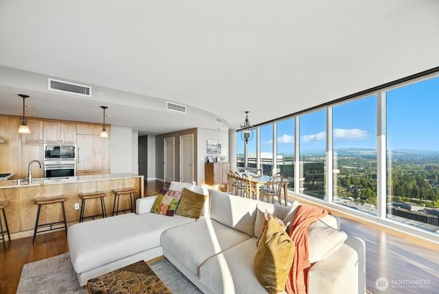 10700 NE 4th Street #3116, Bellevue, WA 98004