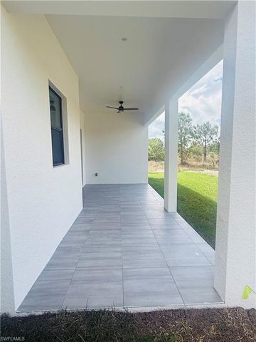 3841 24th AVE NE, Naples, FL 34120