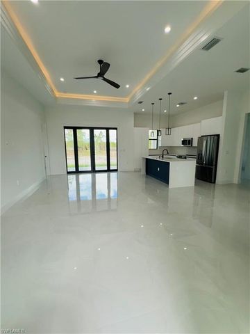 3841 24th AVE NE, Naples, FL 34120