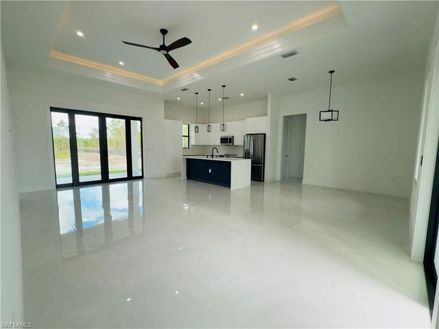 3841 24th AVE NE, Naples, FL 34120