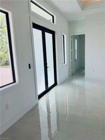 3841 24th AVE NE, Naples, FL 34120