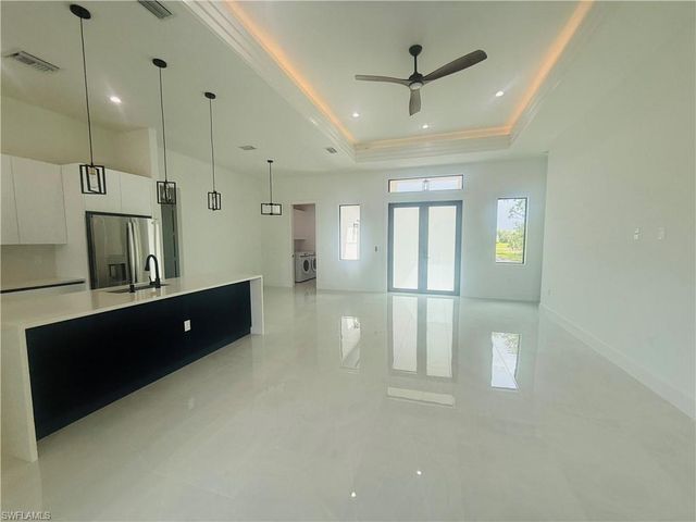 3841 24th AVE NE, Naples, FL 34120