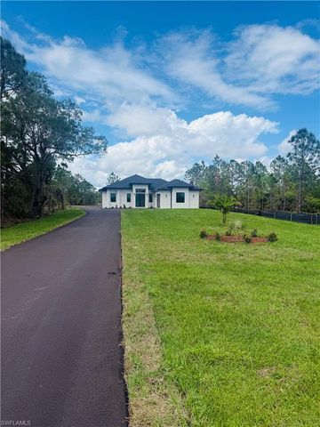 3841 24th AVE NE, Naples, FL 34120