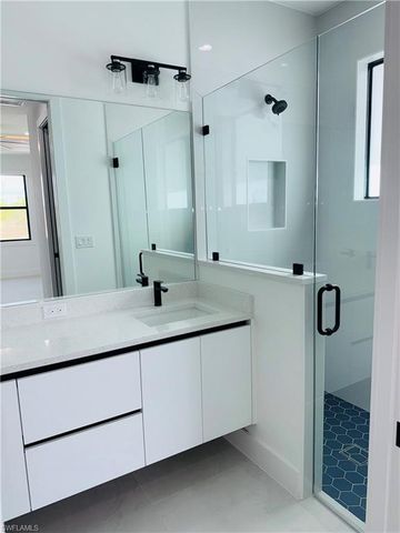 3841 24th AVE NE, Naples, FL 34120