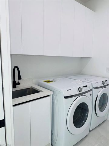 3841 24th AVE NE, Naples, FL 34120