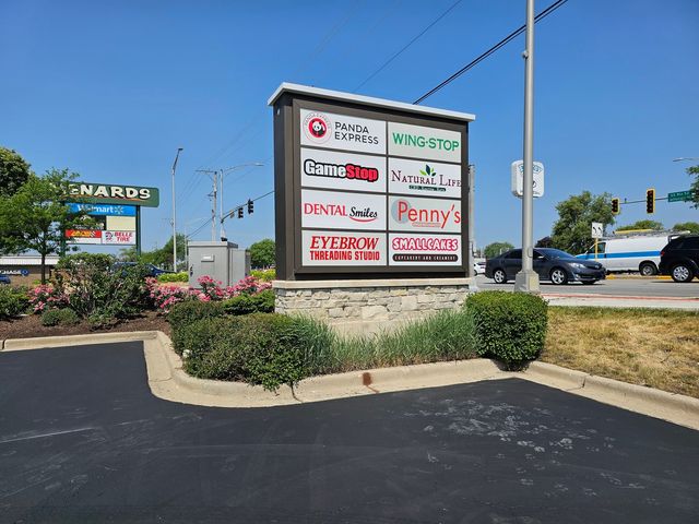 2410 W Jefferson Street 102, Joliet, IL 60435