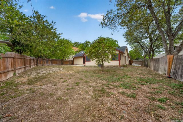 10139 TRAPPERS RDG, Converse, TX 78109