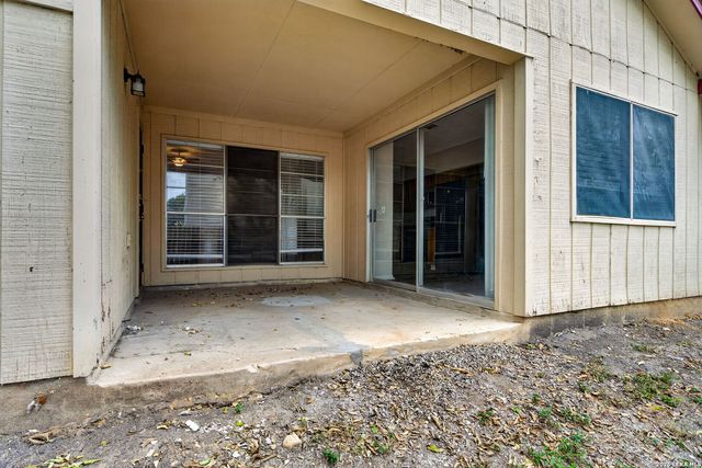 10139 TRAPPERS RDG, Converse, TX 78109