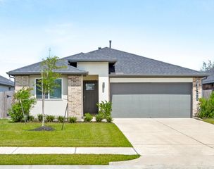 4918 Pine Haven Lane, Fresno, TX 77545