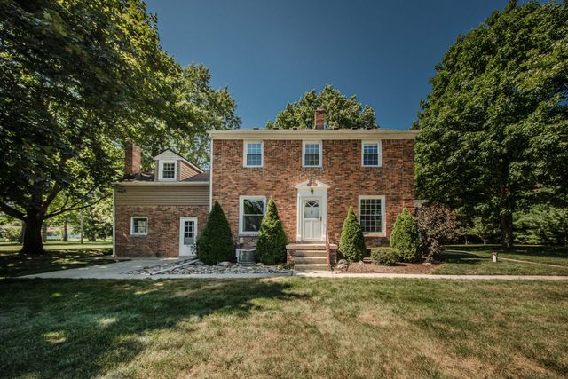 675 Mooreville Road, York Twp, MI 48160