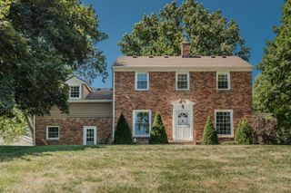 675 Mooreville Road, York Twp, MI 48160