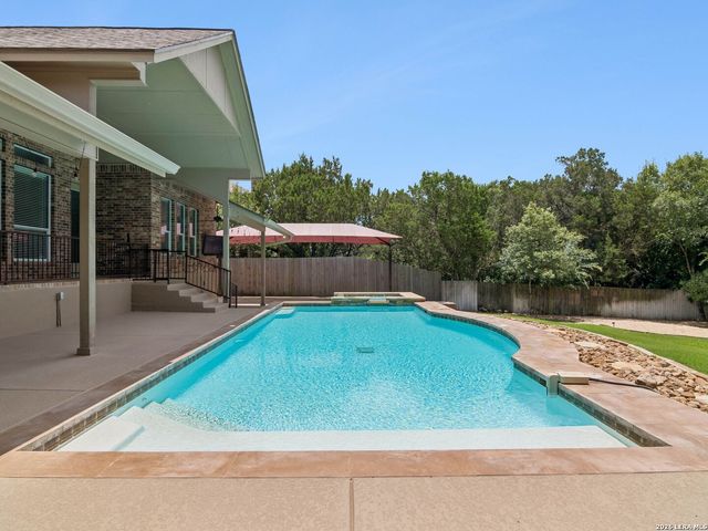 7730 Moss Brook, San Antonio, TX 78255