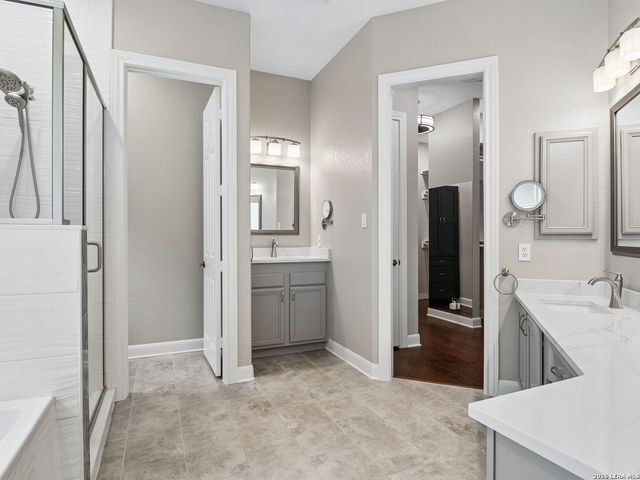 7730 Moss Brook, San Antonio, TX 78255