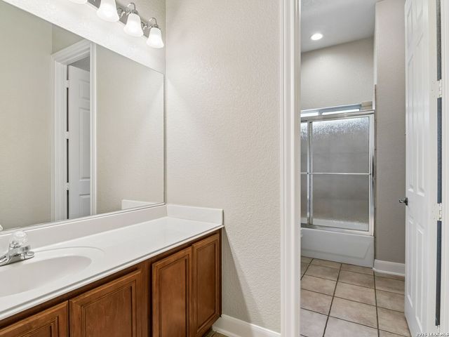 7730 Moss Brook, San Antonio, TX 78255