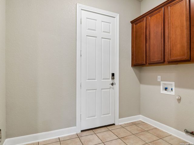 7730 Moss Brook, San Antonio, TX 78255
