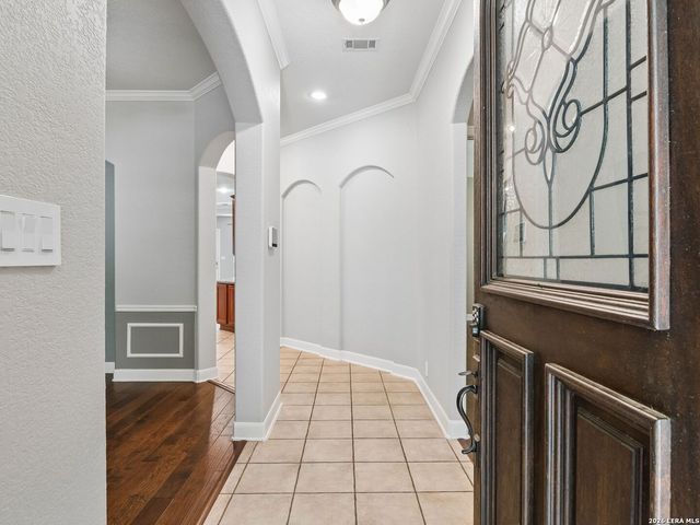 7730 Moss Brook, San Antonio, TX 78255