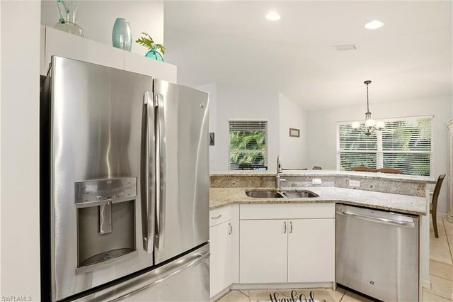 218 Marseille DR, Naples, FL 34112