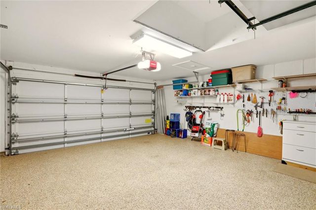 218 Marseille DR, Naples, FL 34112