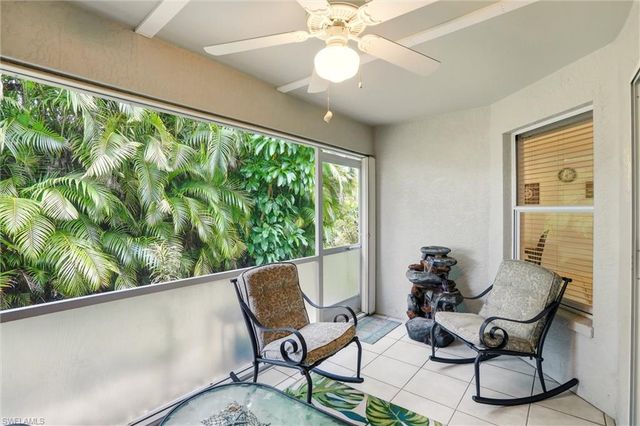 218 Marseille DR, Naples, FL 34112