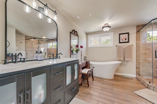 1819 W Belt Line Road, Cedar Hill, TX 75104