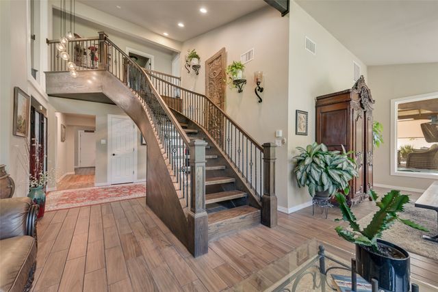 1819 W Belt Line Road, Cedar Hill, TX 75104