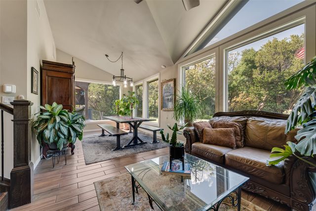 1819 W Belt Line Road, Cedar Hill, TX 75104